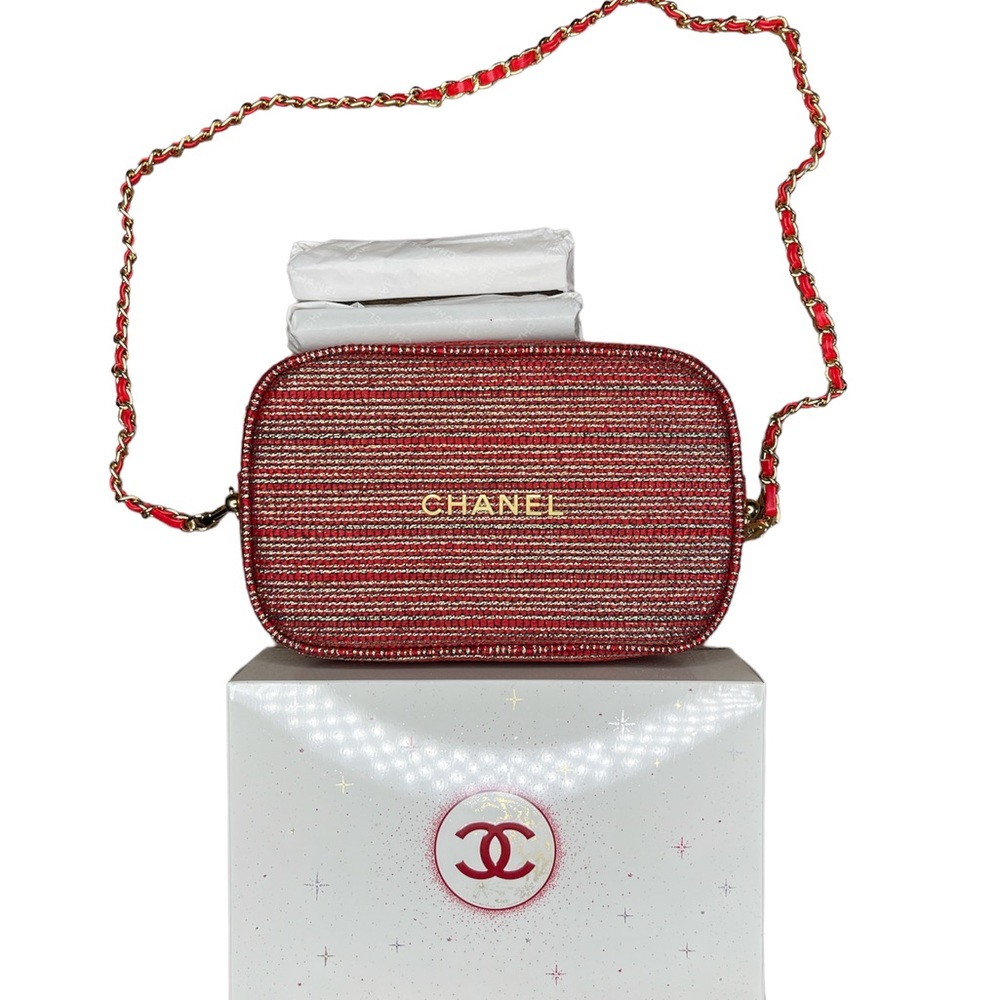Chanel Go To Extremes Mascara Set Beauty Bag